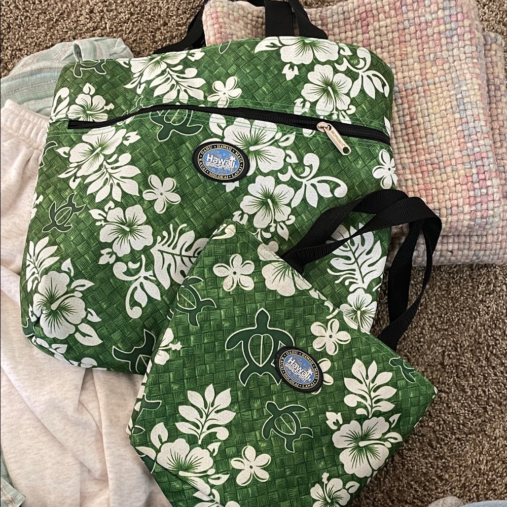 Green Floral Travel Bag Set